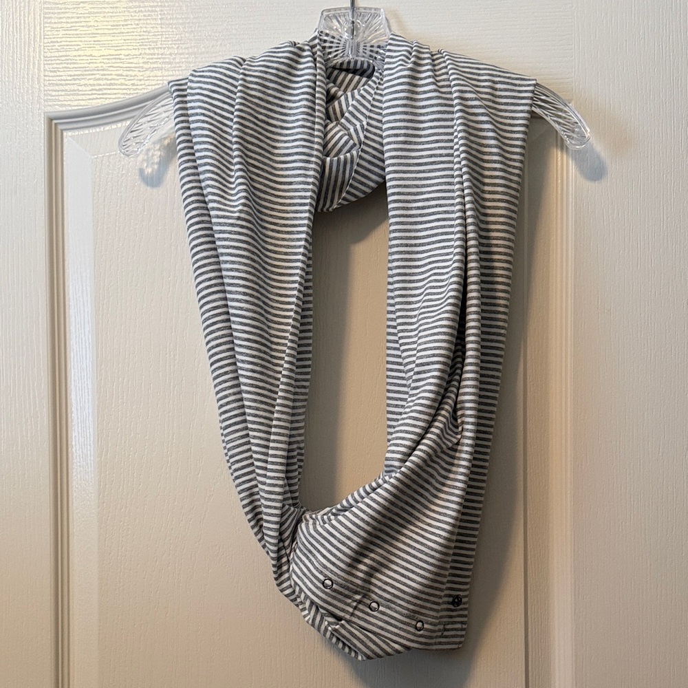 lululemon athletica Gray Striped Scarf